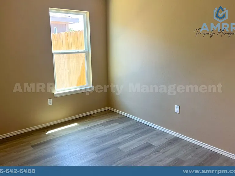3114 E Cornell St — Photo 16