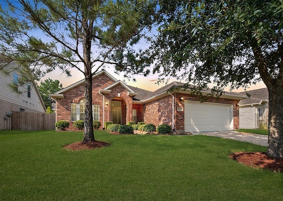 1st image of 20218 Castlebury Ln