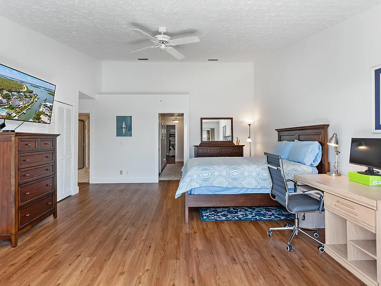 2488 Harbour Cove Dr — Photo 32
