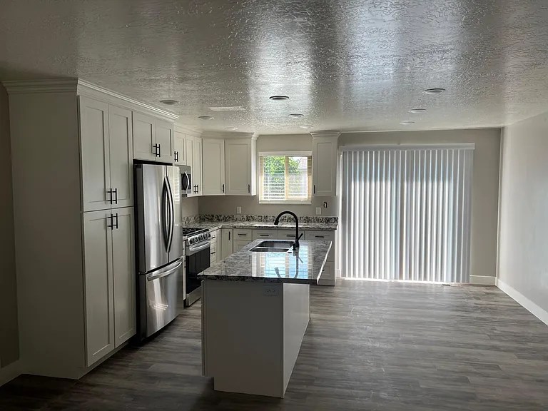 9164 S Scirlein Dr — Photo 9