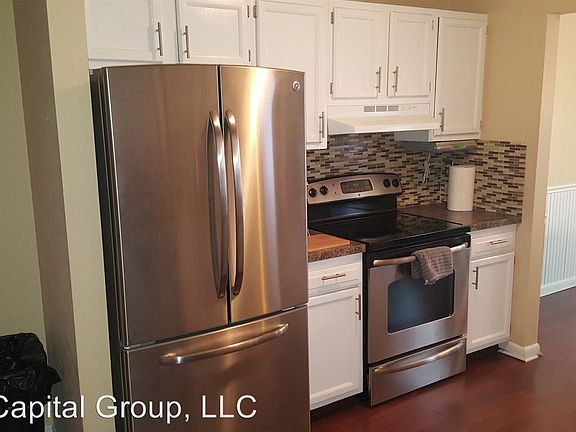 4th image of 9 Lexington Ct