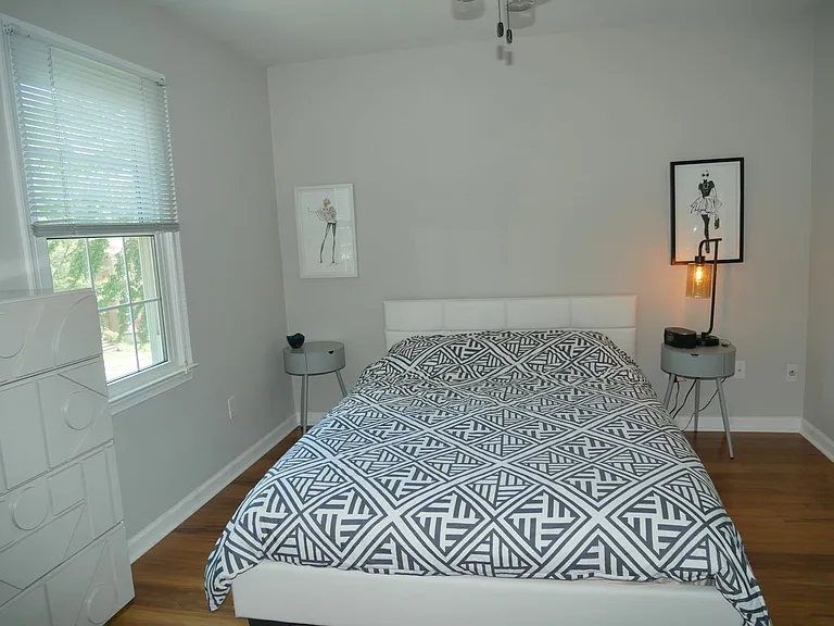 2774 Grovemore Ln — Photo 15