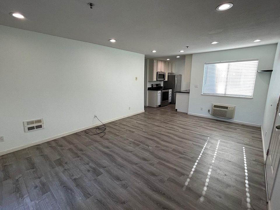 1st image of 880 E Fremont Ave APT 428