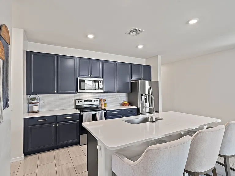 10575 W Halsey Dr — Photo 5