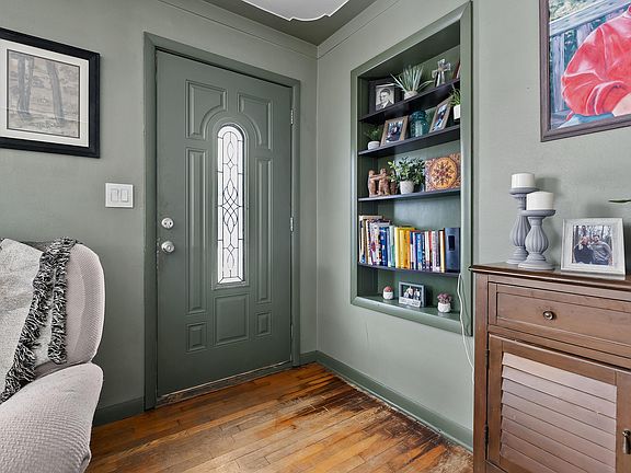 2nd image of 50 Arbor St
