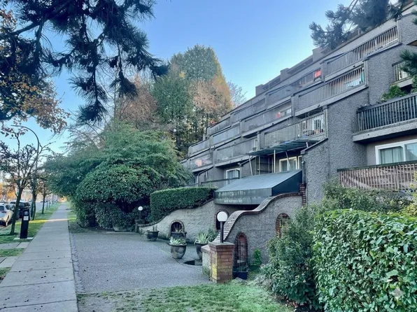 774 Great Northern Way #409, Vancouver, BC V5T 1E5