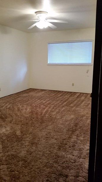 2nd image of 908 Acadia Dr