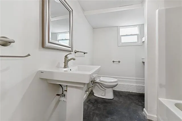 2215 Onzaga St #A — Photo 4