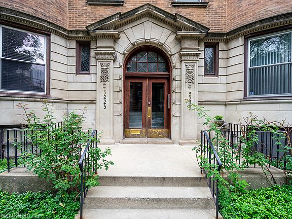 2nd image of 5223 S Dorchester Ave APT 1N