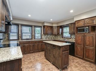 9505 Connell Dr, Overland Park, KS 66212