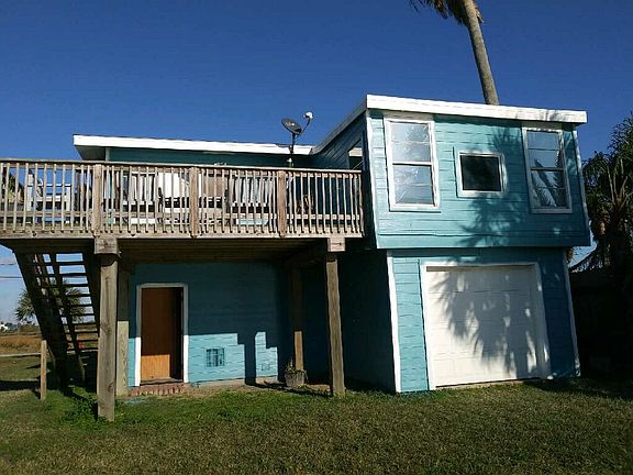 2nd image of 901 Blume Dr
