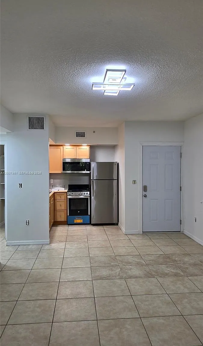 Dixie Grove Residences Co — Photo 1