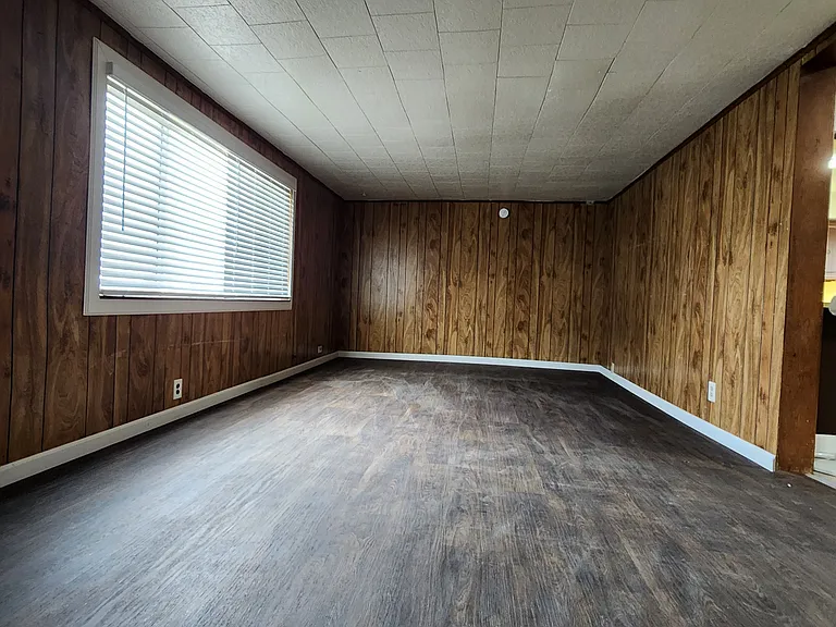 8682 E Nebraska Ave — Photo 5