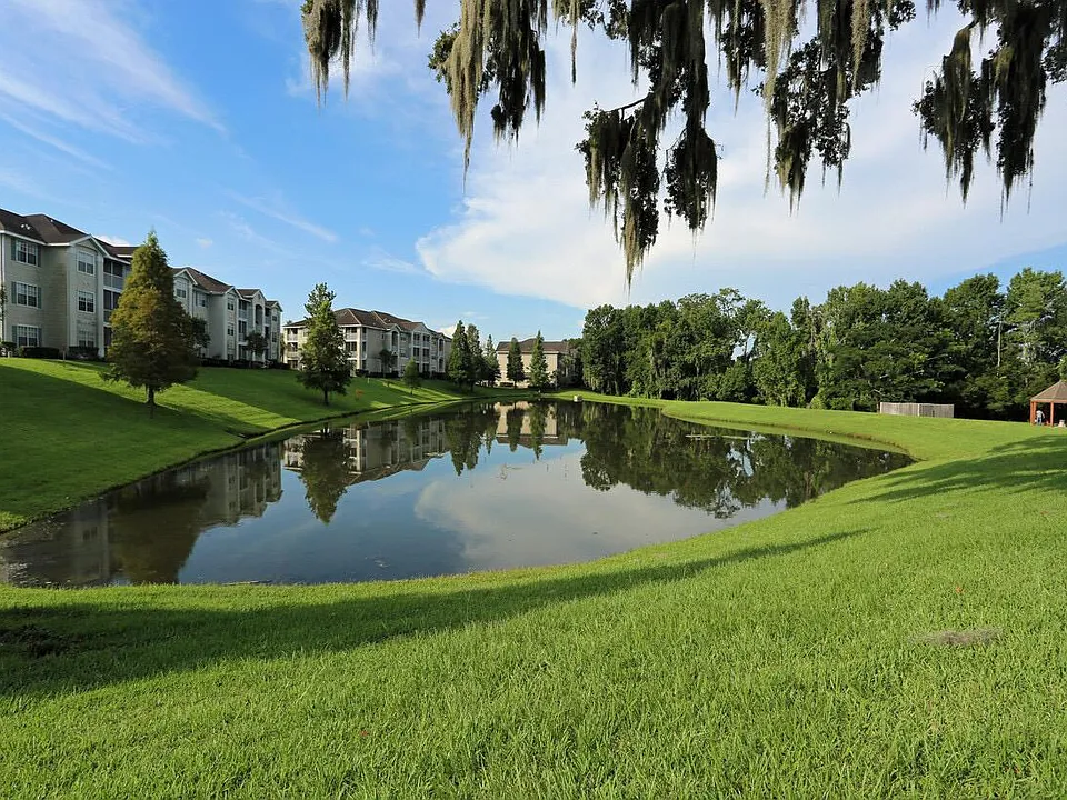4200 Summer Landing Dr #201