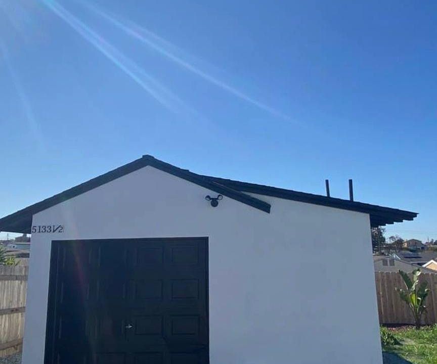 1st image of 5133 1/2 La Paz Dr