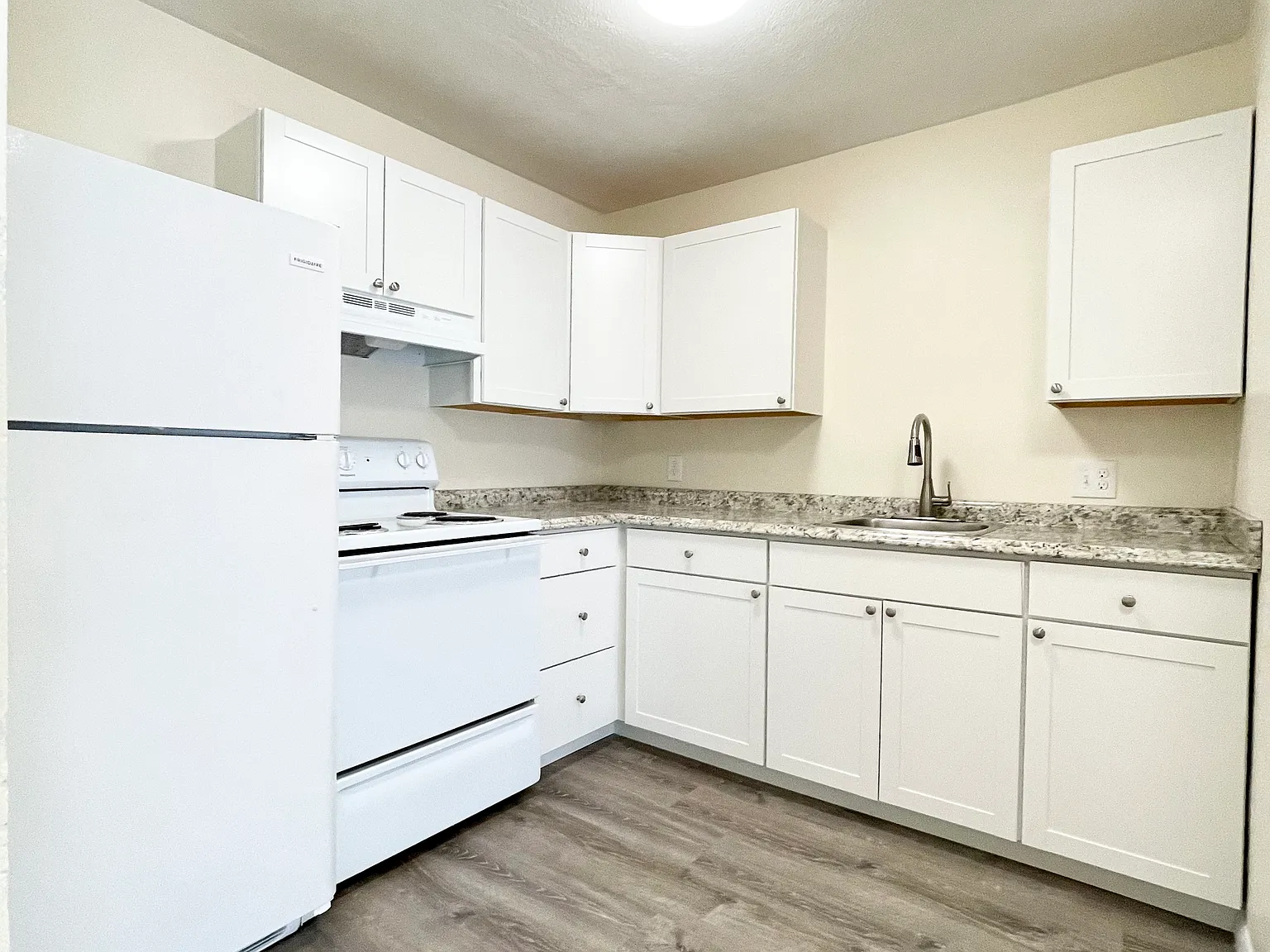 1 bed, $1,700 — Photo 1