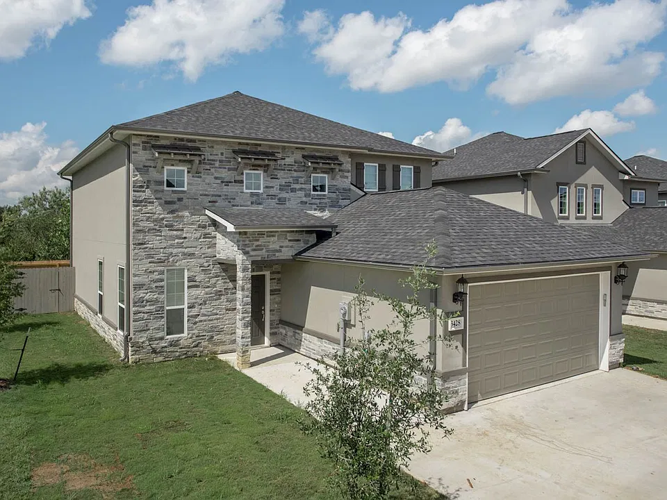 2807 Papa Bear Dr