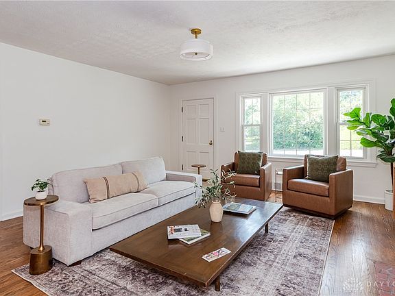 3rd image of 2769 Hilton Dr