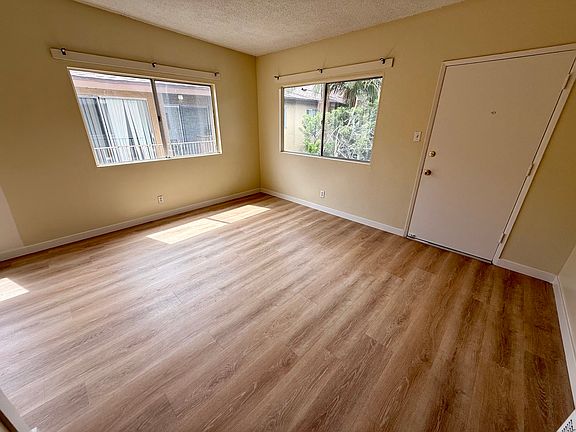 2nd image of 2024 Locust Ave APT 15