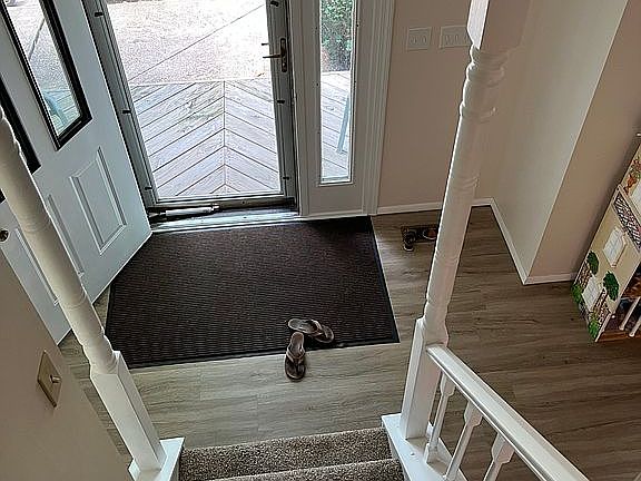 2nd image of 7991 Aileen Dr