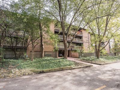 5600 Hillcrest Ln APT 4G, Lisle, IL, 60532