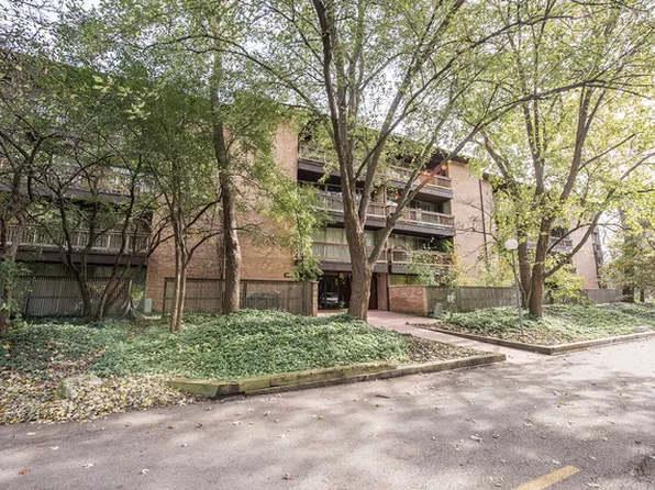 5600 Hillcrest Ln APT 4G, Lisle, IL 60532