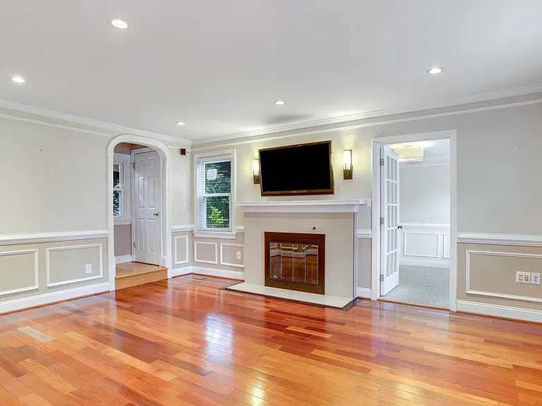 615 N George Mason Dr — Photo 4