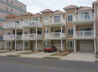 438 E Nashville Ave, Wildwood Crest, NJ 08260
