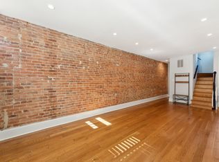 306 L St SE, Washington, DC 20003