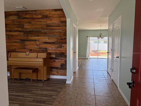 5th image of 3846 Crystal Dew St