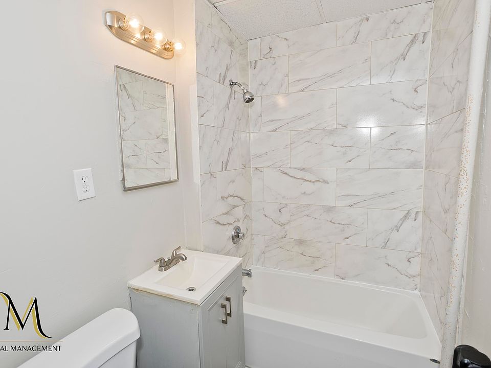 1st image of 201 Dickinson St APT 2