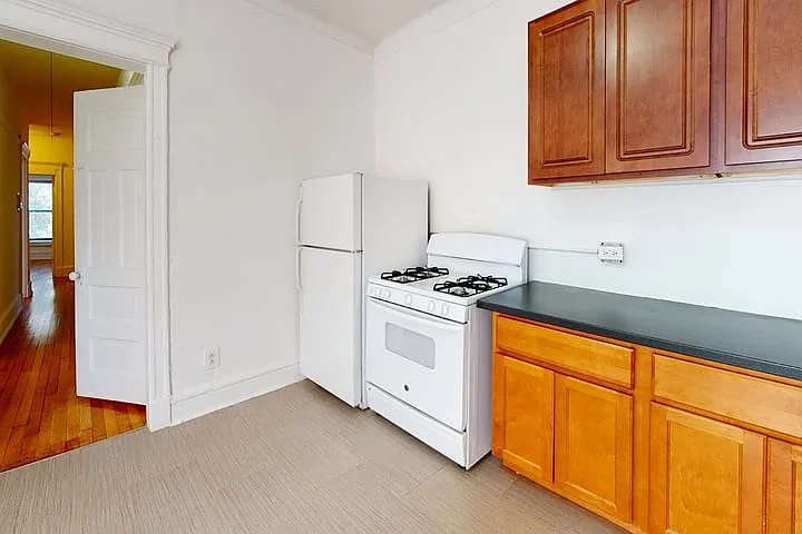 1515 E. 54th Street — Photo 4