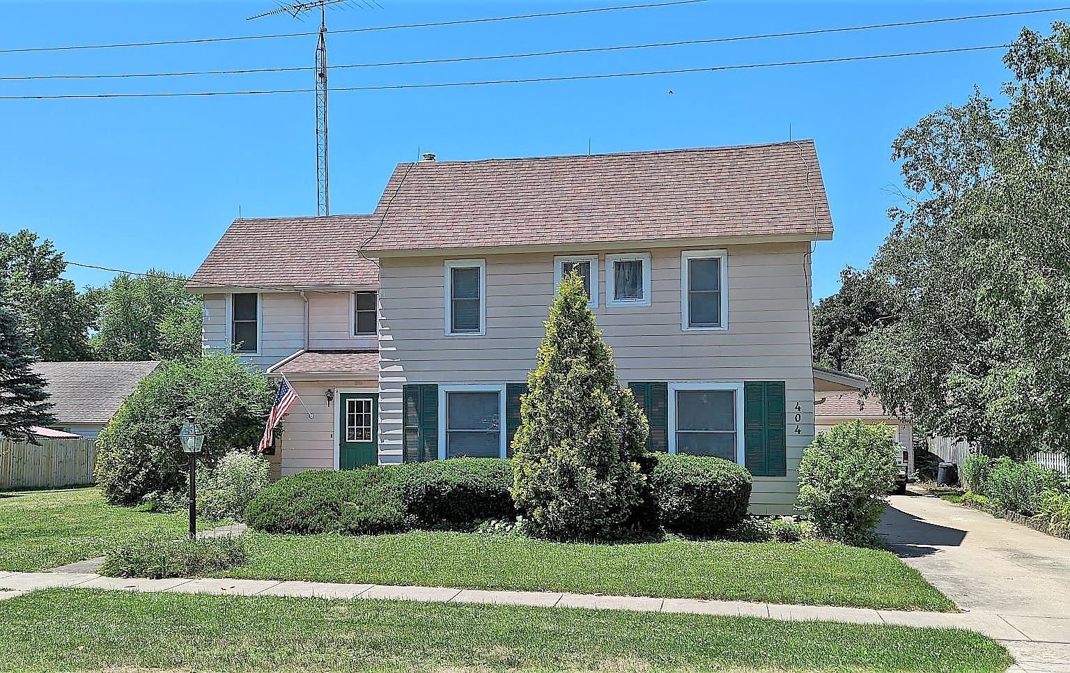 404 S 3rd St, Kirkland, IL 60146 Zillow