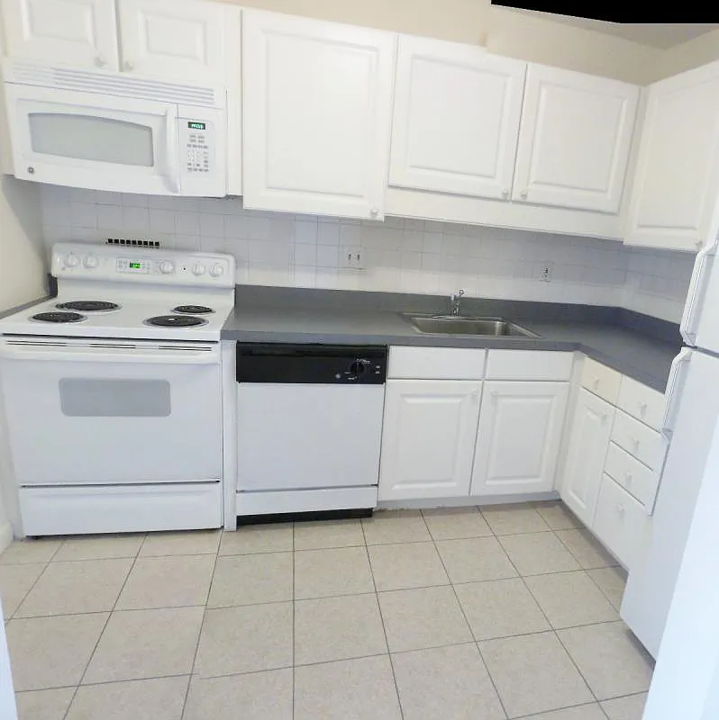 1 bed, 1.0 bath, $3,250 — Photo 3