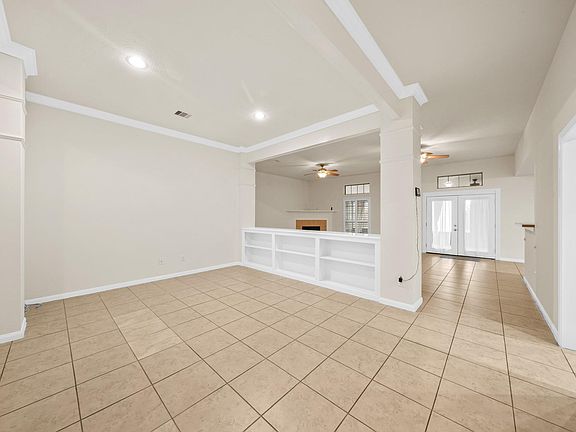 3rd image of 3607 Mustang Ln