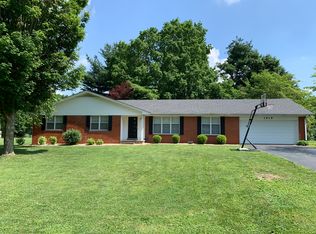 1919 Mosswood Dr, Bowling Green, KY 42104