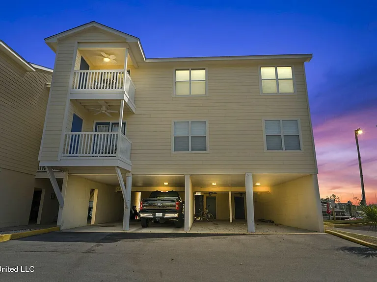 2421 Beachview Dr #H15 — Photo 5