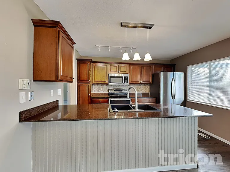 5772 S Netherland St — Photo 5