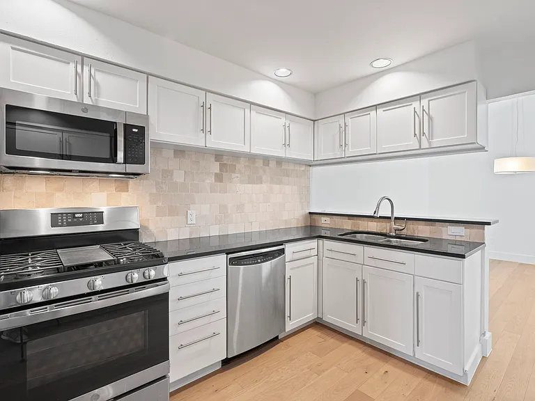 5005 Milam St — Photo 21