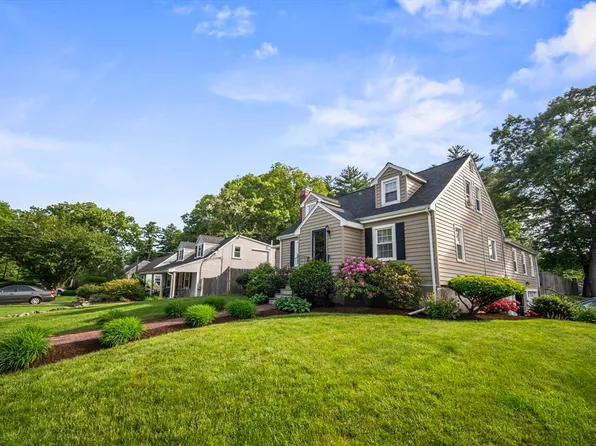 51 Higgins Rd, Framingham, MA 01701