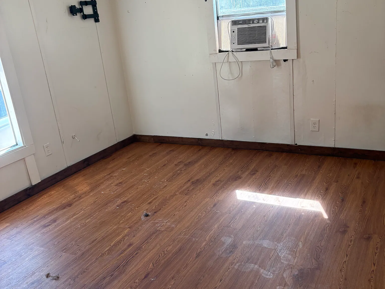 2 bed, $920 — Photo 3