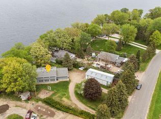 594 101st St NW, Monticello, MN 55362