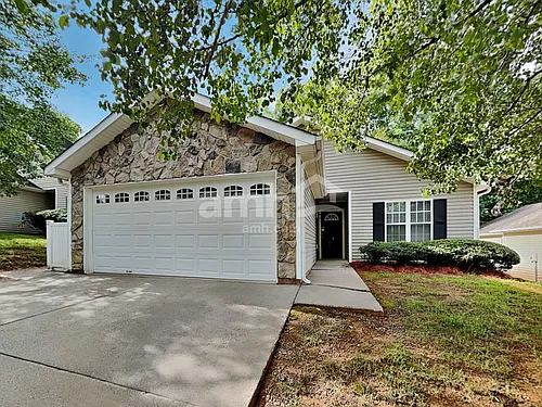 5640 Regent Village Dr Photo 1