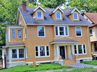 813 S 11th St #815, Newark, NJ 07108