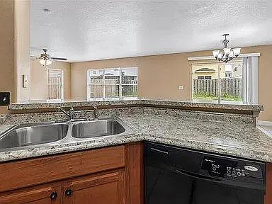 12136 Fern Haven Ave — Photo 29