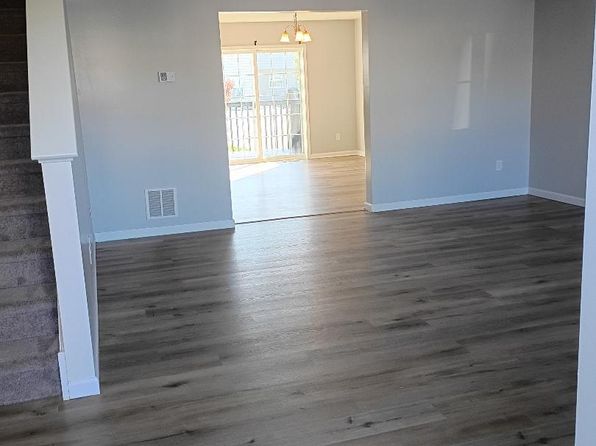 45 Cambria Ln