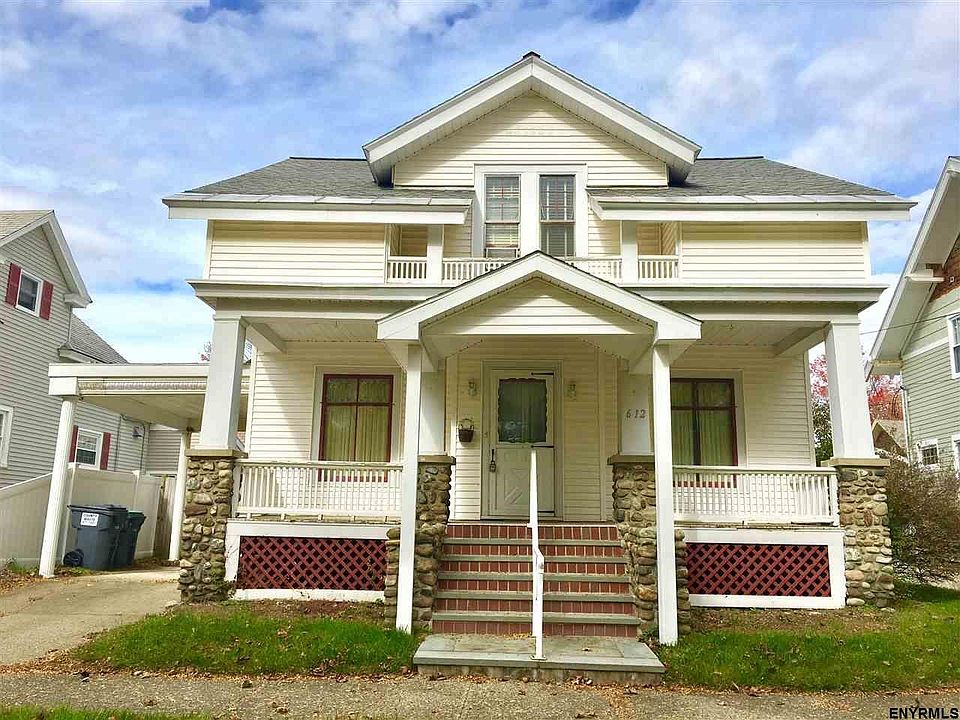 1st image of 612 Park Pl