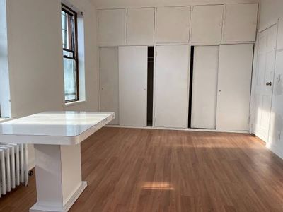 2854 W 17th St, Brooklyn, NY, 11224