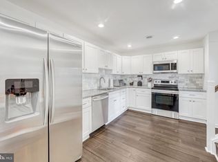 409 Savannah St SE, Washington, DC 20032