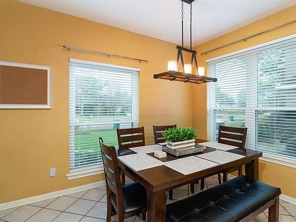 5th image of 15219 Freestone Peach Ln